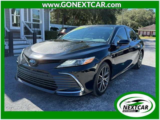 2023 Toyota Camry Hybrid XLE FWD photo