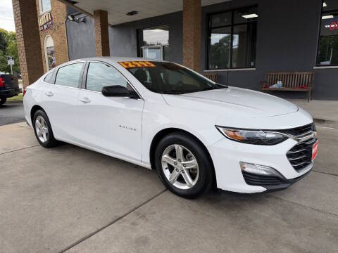 2023 Chevrolet Malibu LS FWD photo