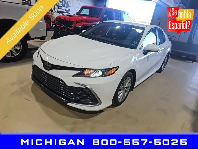 2022 Toyota Camry LE FWD photo