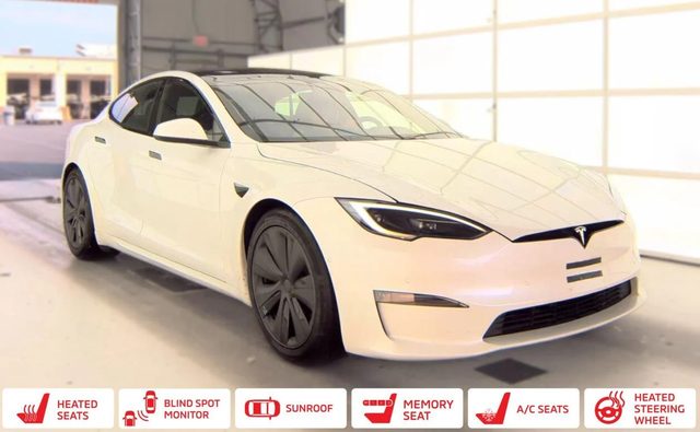 2022 Tesla Model S AWD photo