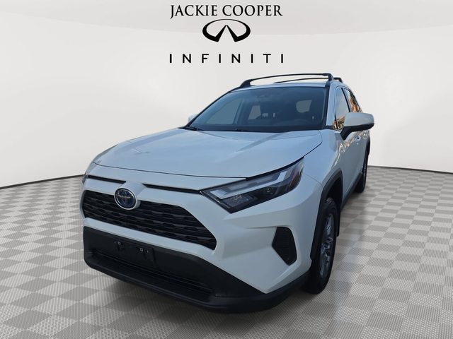 2023 Toyota RAV4 Hybrid XLE AWD photo