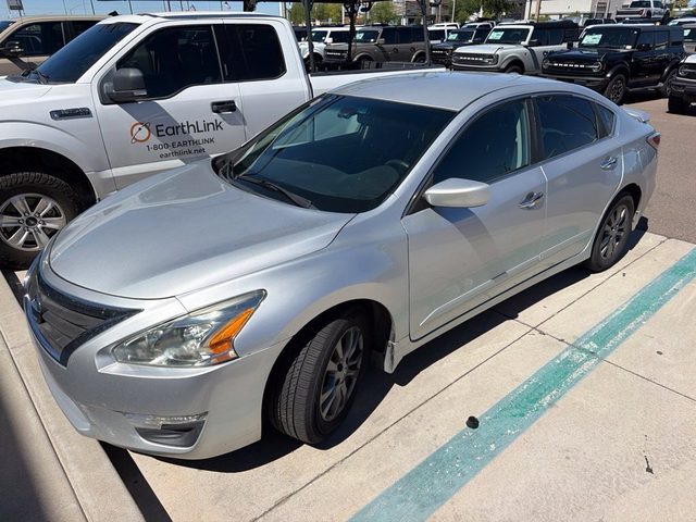 2015 Nissan Altima 2.5 S FWD photo