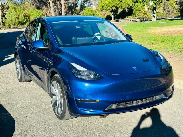 2022 Tesla Model Y Long Range AWD photo