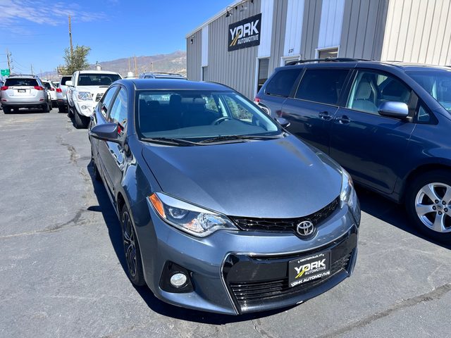 2015 Toyota Corolla S FWD photo