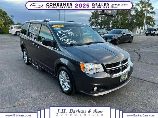 2018 Dodge Grand Caravan SXT FWD photo
