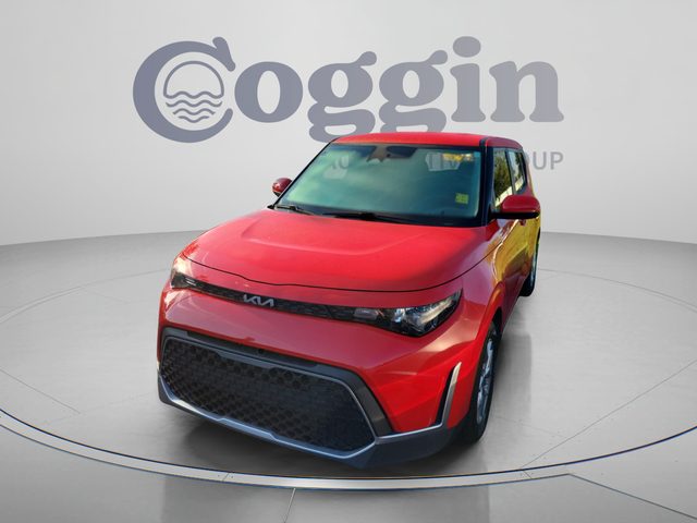 2023 Kia Soul LX FWD photo