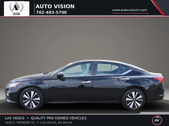 2022 Nissan Altima 2.5 SV FWD photo