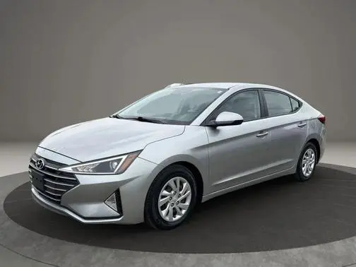 2020 Hyundai Elantra SE FWD photo