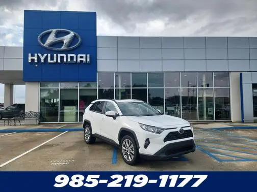 2019 Toyota RAV4 XLE Premium FWD photo
