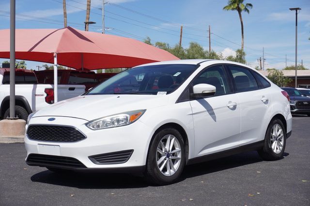 2015 Ford Focus SE FWD photo