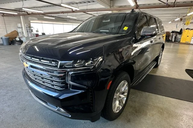 2023 Chevrolet Suburban Premier RWD photo