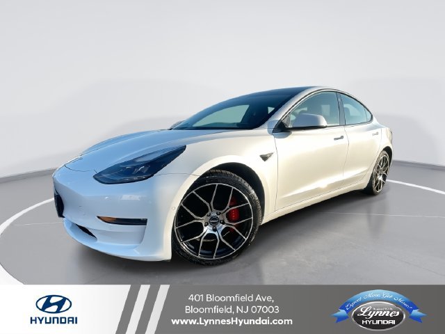2022 Tesla Model 3 Performance AWD photo