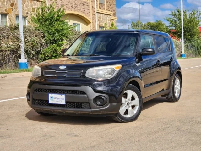 2018 Kia Soul Base FWD photo