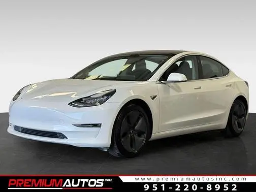 2018 Tesla Model 3 Mid Range Battery RWD photo