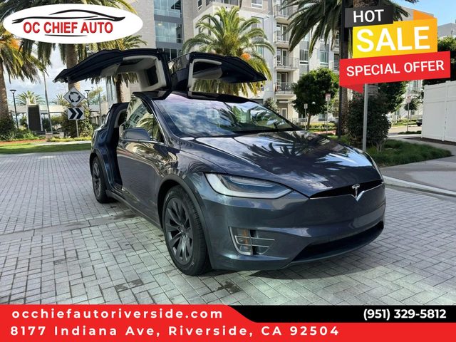 2020 Tesla Model X Long Range Plus AWD photo