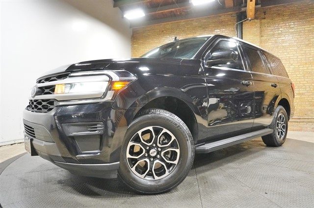 2022 Ford Expedition XL 4WD photo