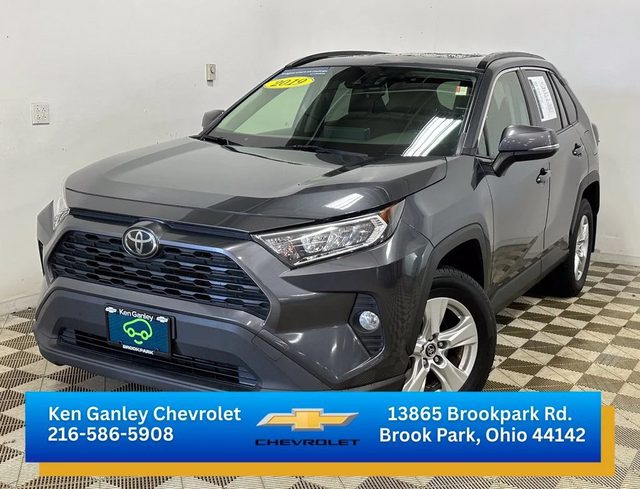 2019 Toyota RAV4 XLE AWD photo