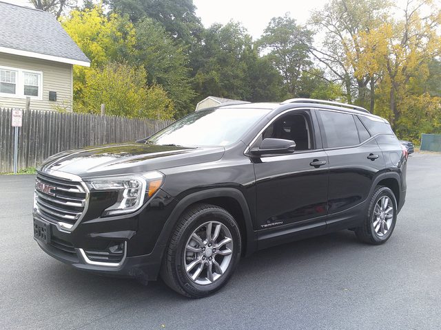 2023 GMC Terrain SLT AWD photo