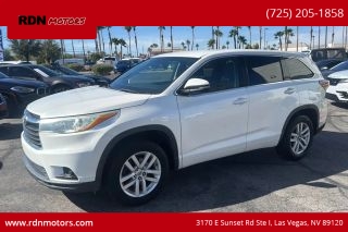 2015 Toyota Highlander LE FWD photo