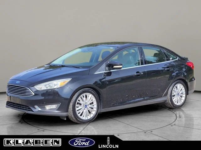 2015 Ford Focus Titanium FWD photo