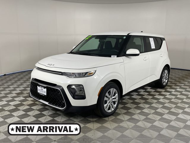 2022 Kia Soul LX FWD photo