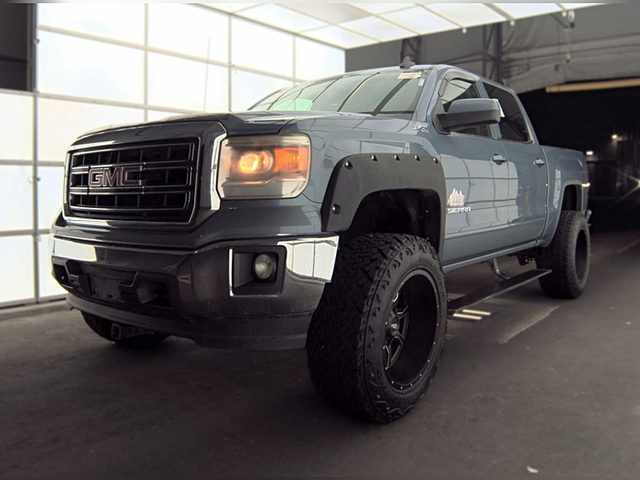 2015 GMC Sierra 1500 SLE 4WD photo