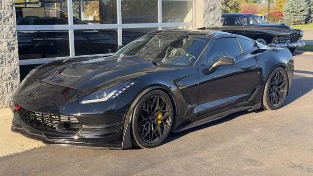 2015 Chevrolet Corvette Z06 3LZ RWD photo