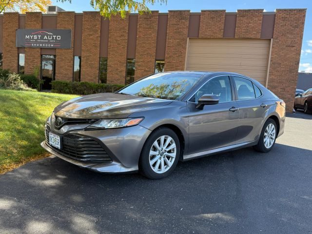 2018 Toyota Camry LE FWD photo
