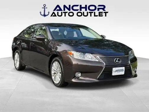2015 Lexus ES  FWD photo