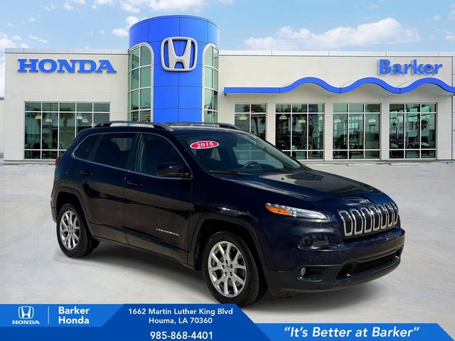 2016 Jeep Cherokee Latitude FWD photo