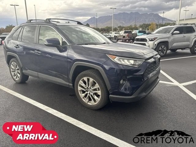 2019 Toyota RAV4 XLE Premium FWD photo