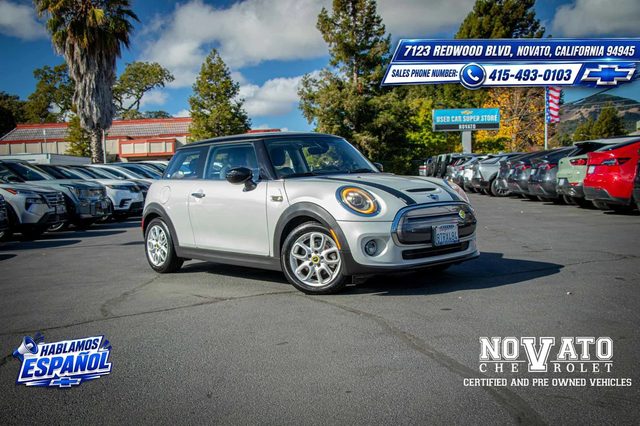 2021 MINI Hardtop 2 Door Cooper SE FWD photo