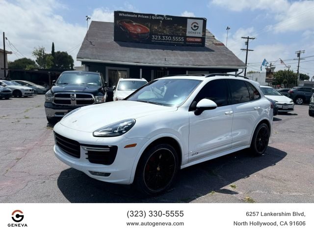 2016 Porsche Cayenne GTS AWD photo