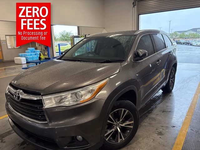 2016 Toyota Highlander XLE FWD photo