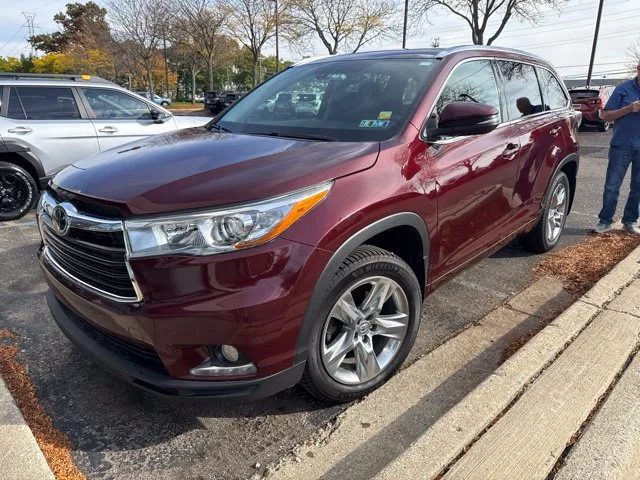 2015 Toyota Highlander Limited Platinum AWD photo