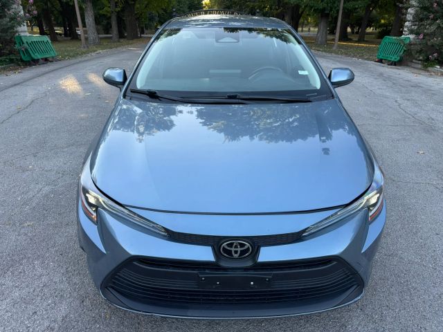 2023 Toyota Corolla LE FWD photo