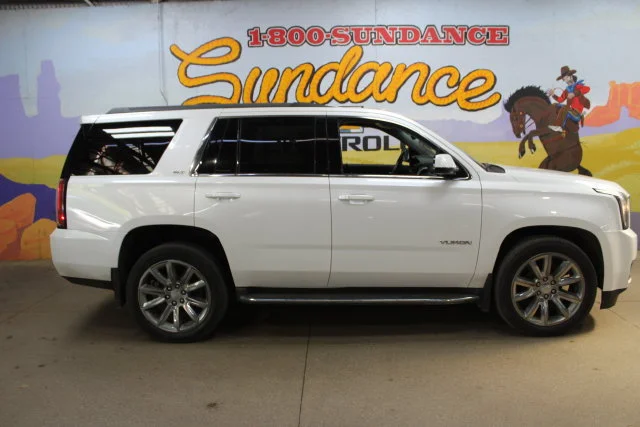 2016 GMC Yukon SLT 4WD photo