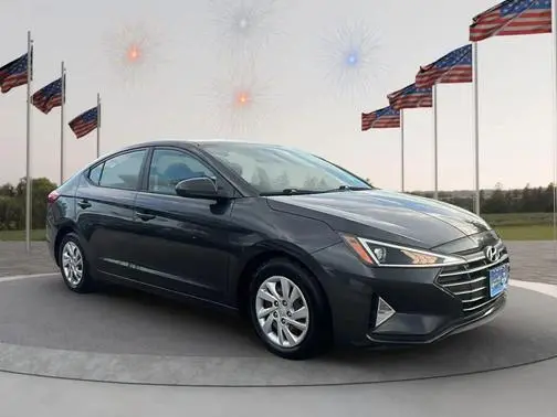 2020 Hyundai Elantra SE FWD photo