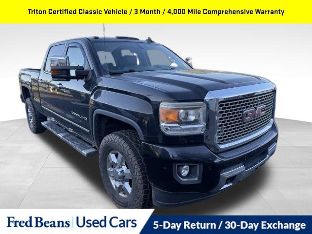 2015 GMC Sierra 2500HD Denali 4WD photo