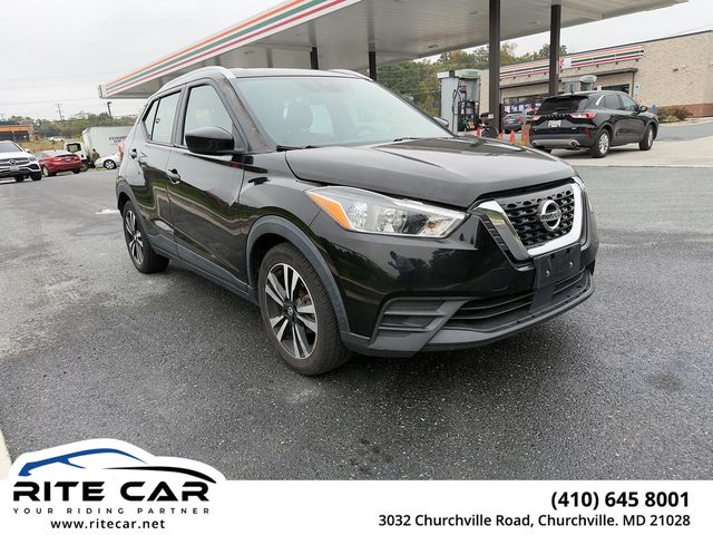 2020 Nissan Kicks SV FWD photo