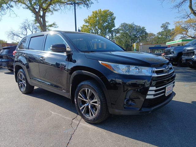2019 Toyota Highlander Hybrid LE AWD photo