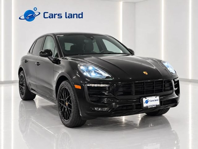 2017 Porsche Macan GTS AWD photo