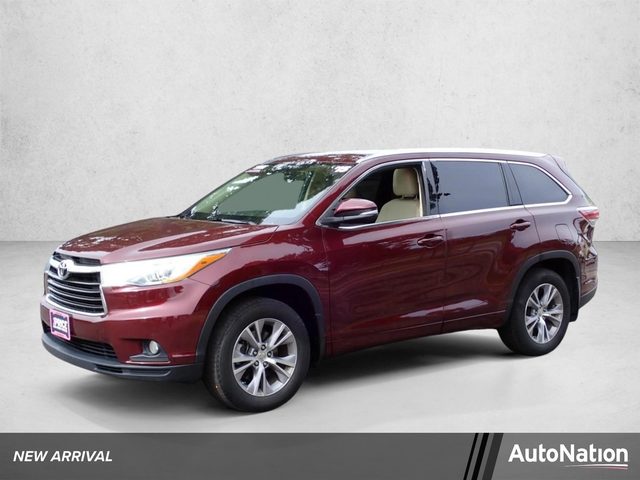 2015 Toyota Highlander XLE AWD photo