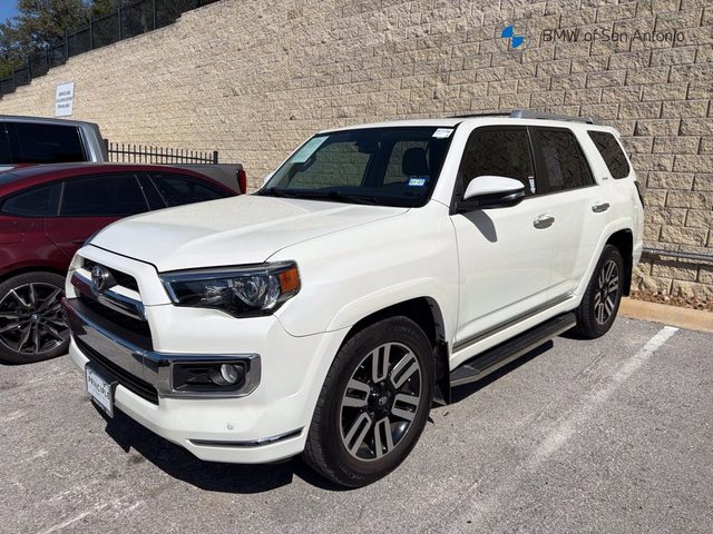2018 Toyota 4Runner SR5 RWD photo