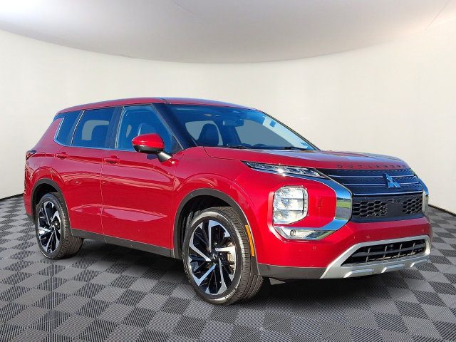 2023 Mitsubishi Outlander SE AWD photo