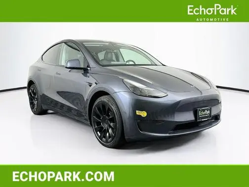 2022 Tesla Model Y Long Range AWD photo