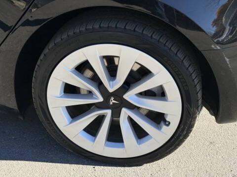 2022 Tesla Model 3 Long Range AWD photo