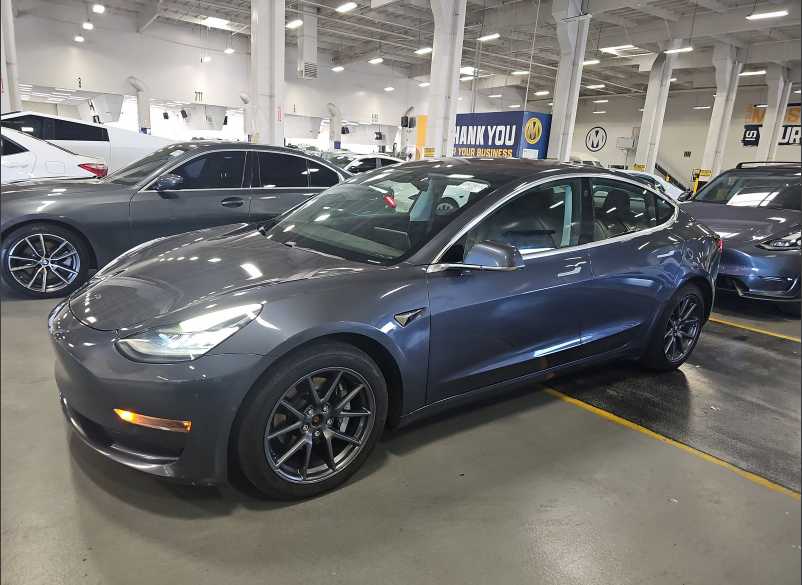 2018 Tesla Model 3 Long Range Battery AWD photo