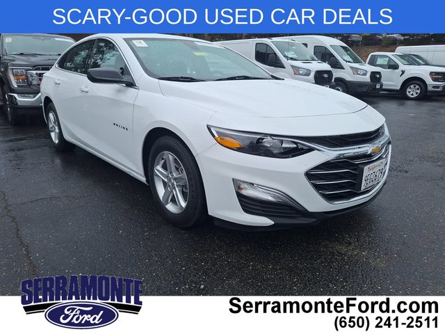 2022 Chevrolet Malibu LS FWD photo