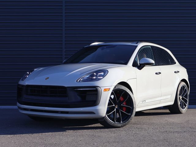 2022 Porsche Macan GTS AWD photo